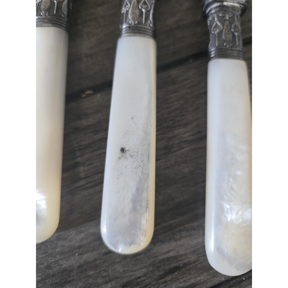 Antique J. Russell & Co. Butter Knives Set of 6 Mother of Pearl 1834 Spreaders - Picture 5 of 10